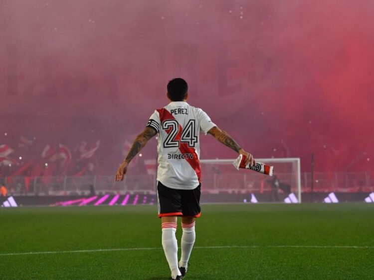 Enzo P Rez La Despedida Pica De Una Leyenda De River En Su Rol De