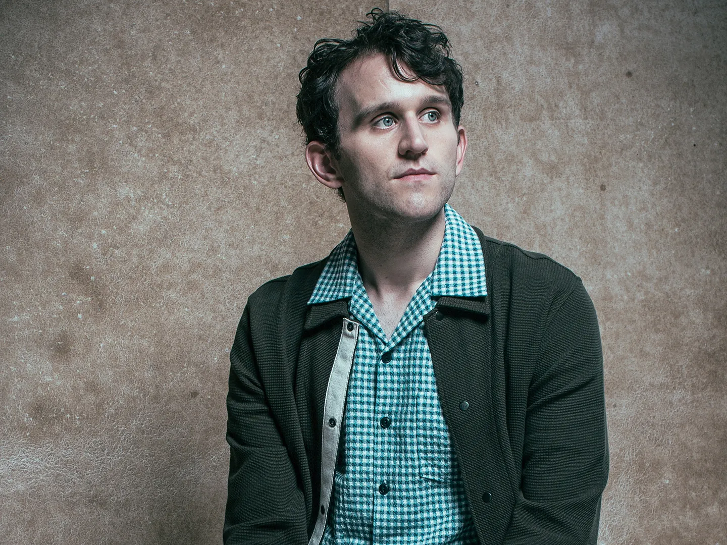 Descubre La Sorprendente Metamorfosis De Harry Melling, El Actor De La